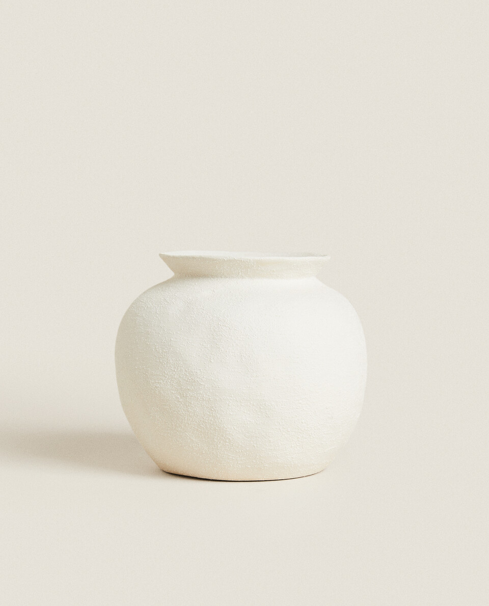 粗砺质感陶制花瓶