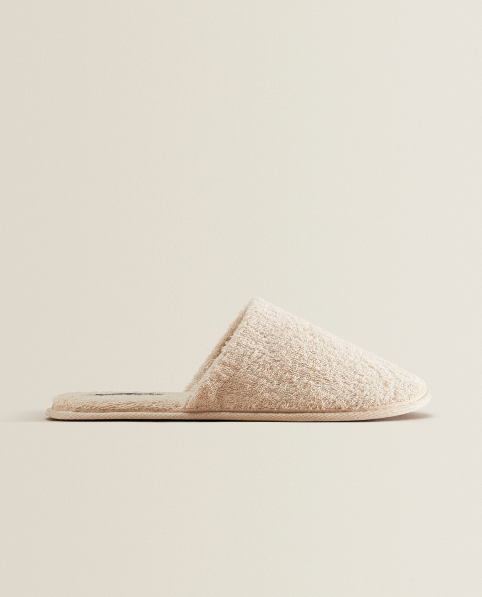 TERRY BATHROOM SLIPPERS