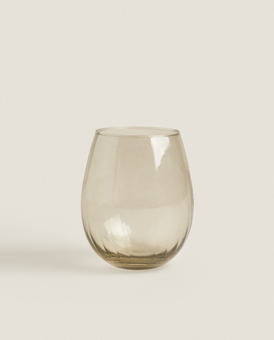 COLOURED GLASS TUMBLER WITH RAISED DESIGN