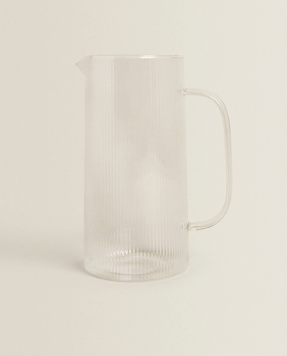 BOROSILICATE GLASS JUG WITH LINE DESIGN