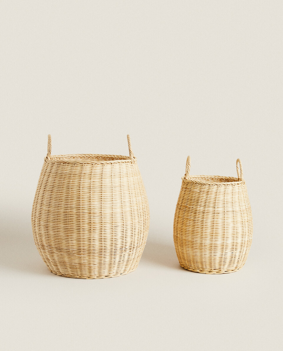 BEIGE FINE RATTAN BASKET