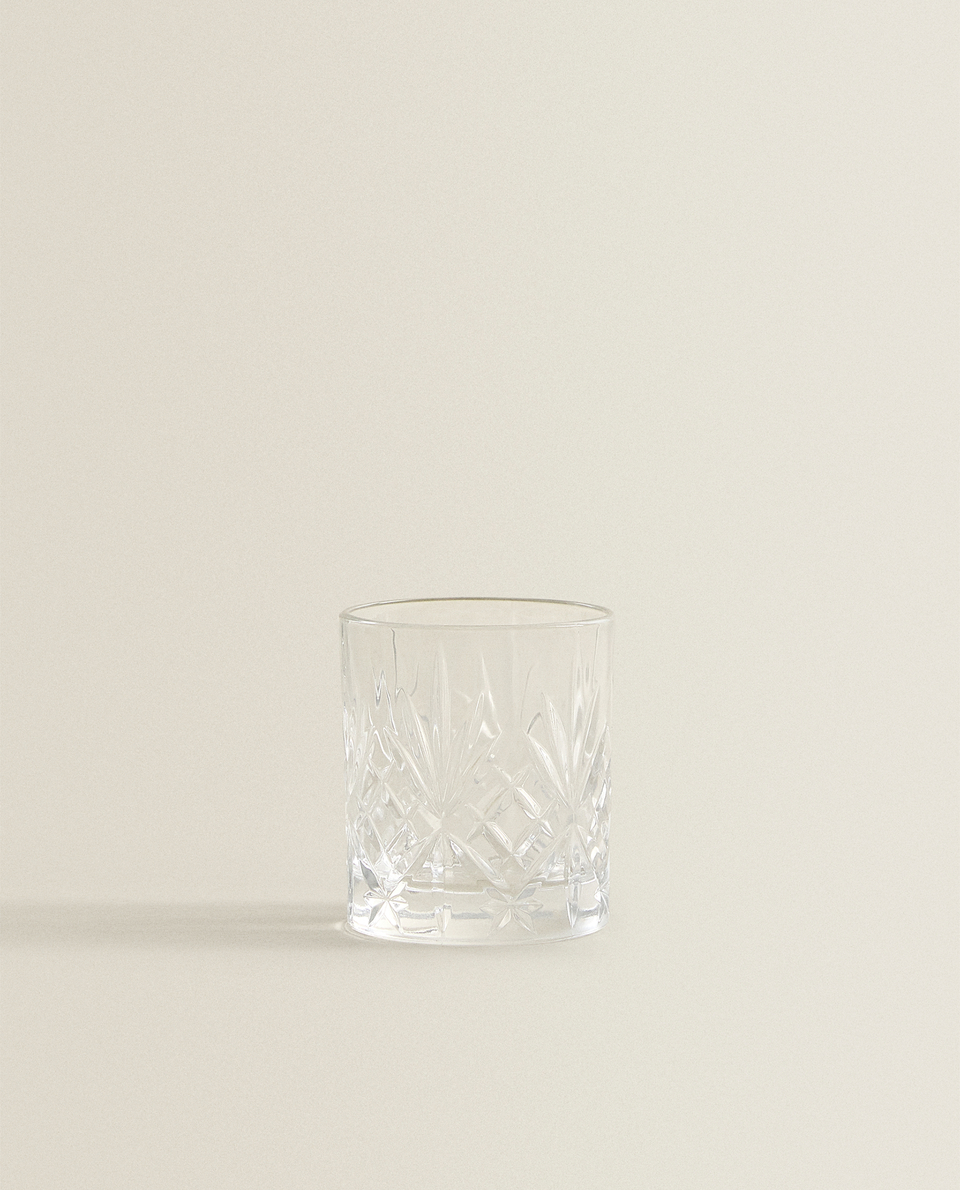 雕刻设计晶体玻璃小酒杯