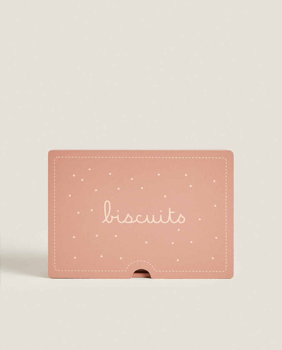 BISCUITS TOY BOX