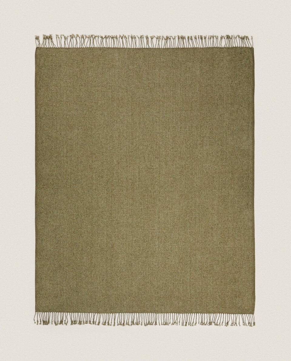 CHENILLE BLANKET