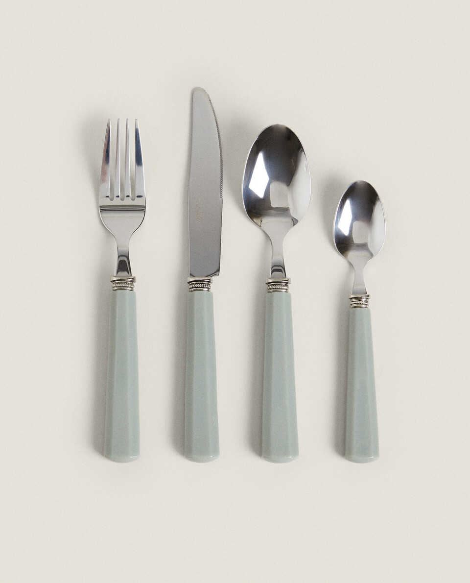 CUTLERY SET WITH HANDLE DETAIL (SET OF 4)