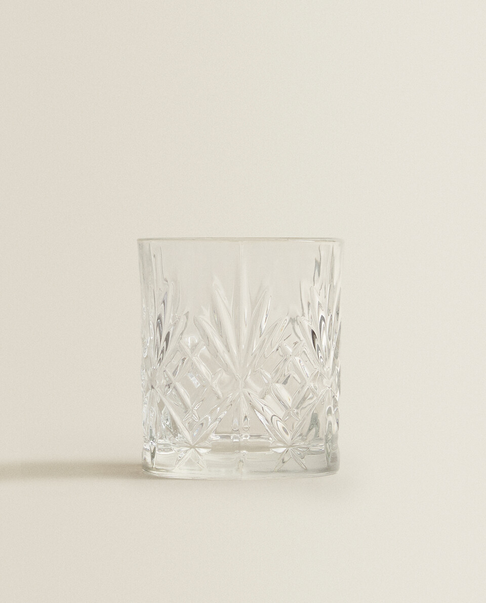 浮雕设计晶体玻璃杯