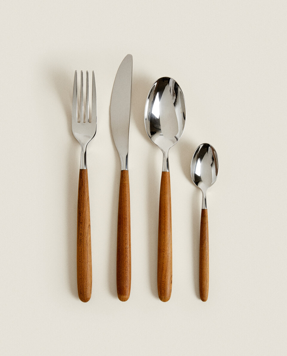 SET OF MAPLE CUTLERY
