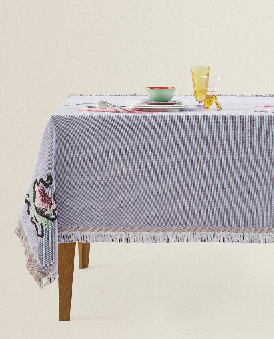 XI XING LE X ZARA | KNIT COTTON TABLECLOTH WITH PEACH EMBROIDERY