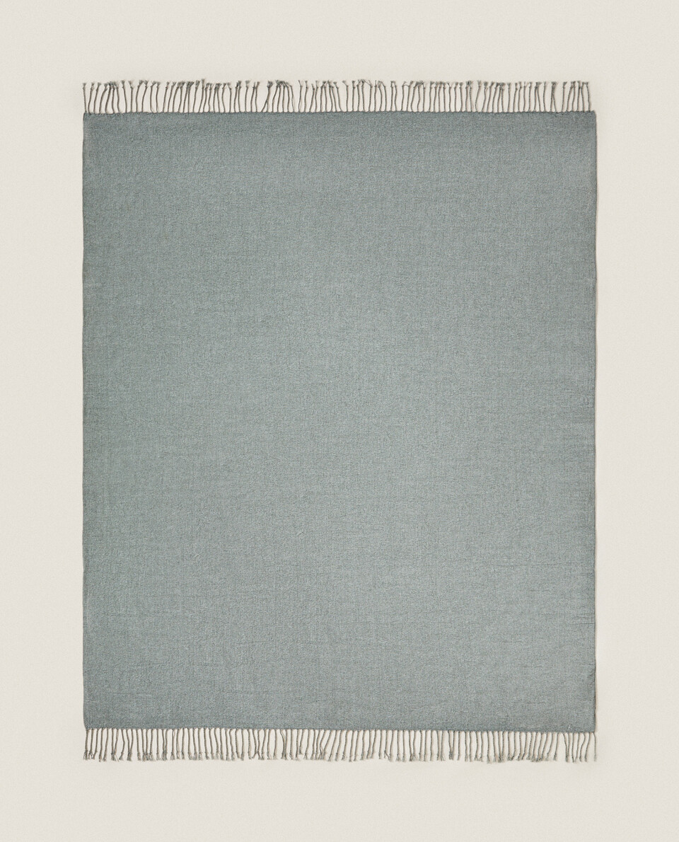 CHENILLE BLANKET