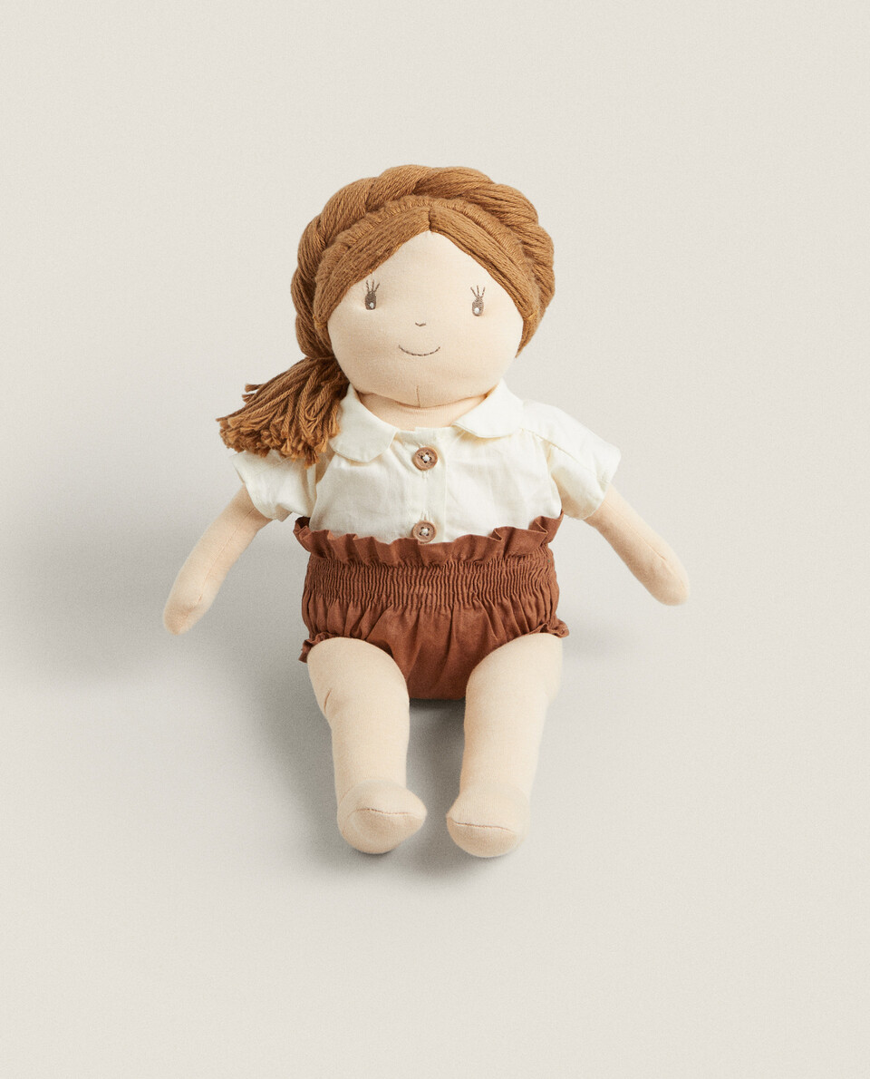 女孩毛绒玩具