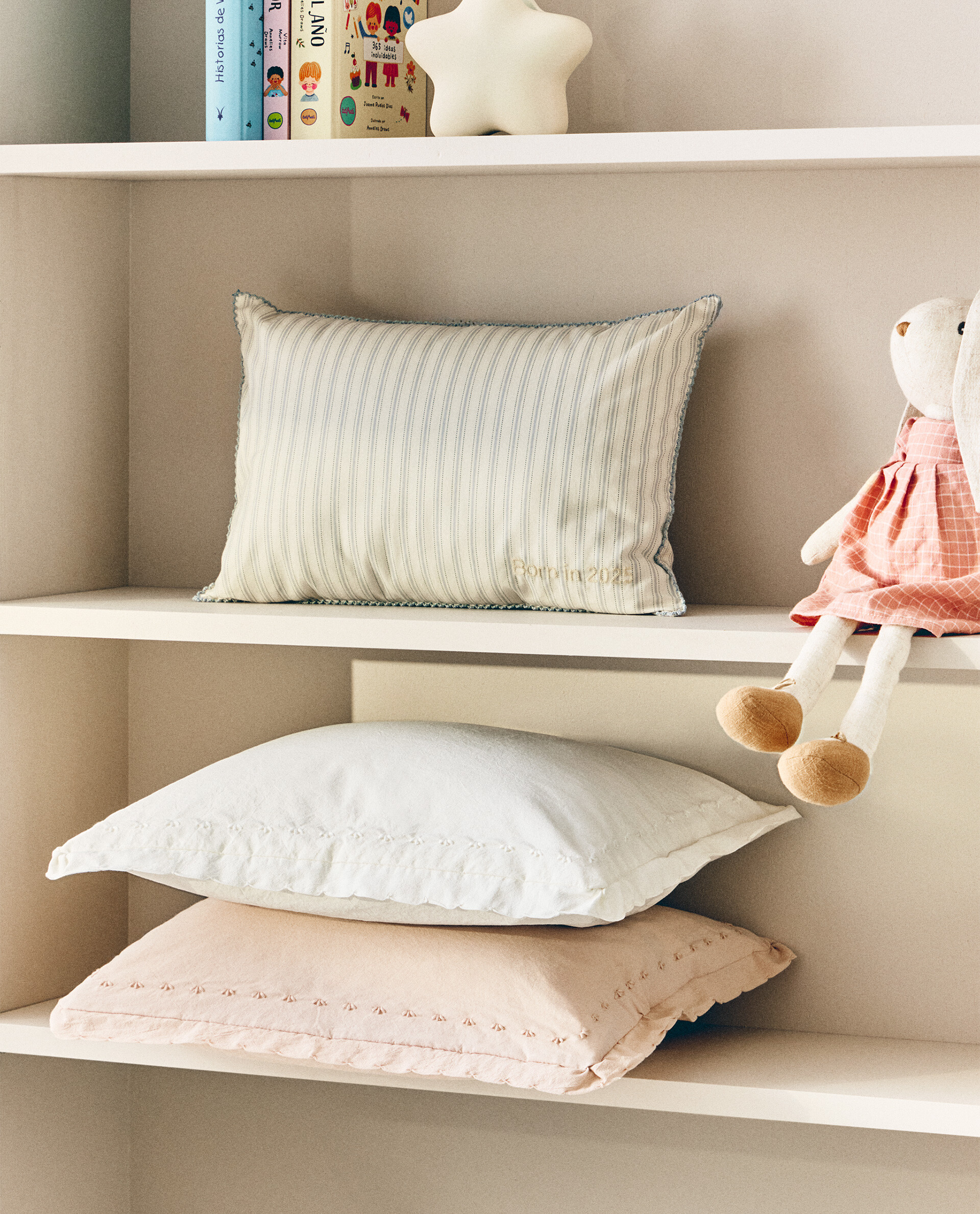 CHILDREN'S CUSHION COVERS