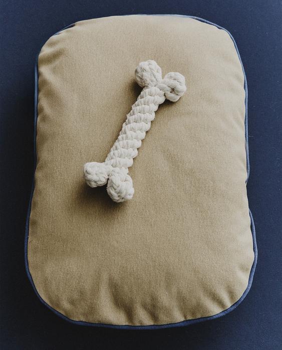 OVAL PET CUSHION OVAL PET CUSHION