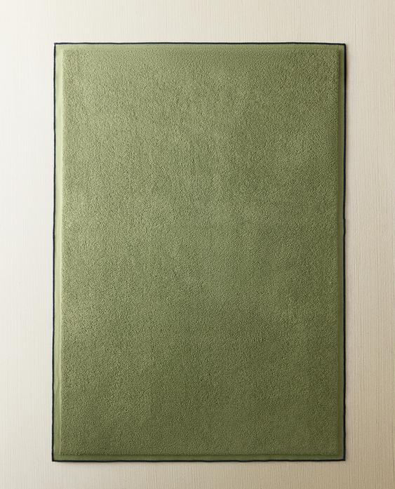 撞色缉线浴室地垫