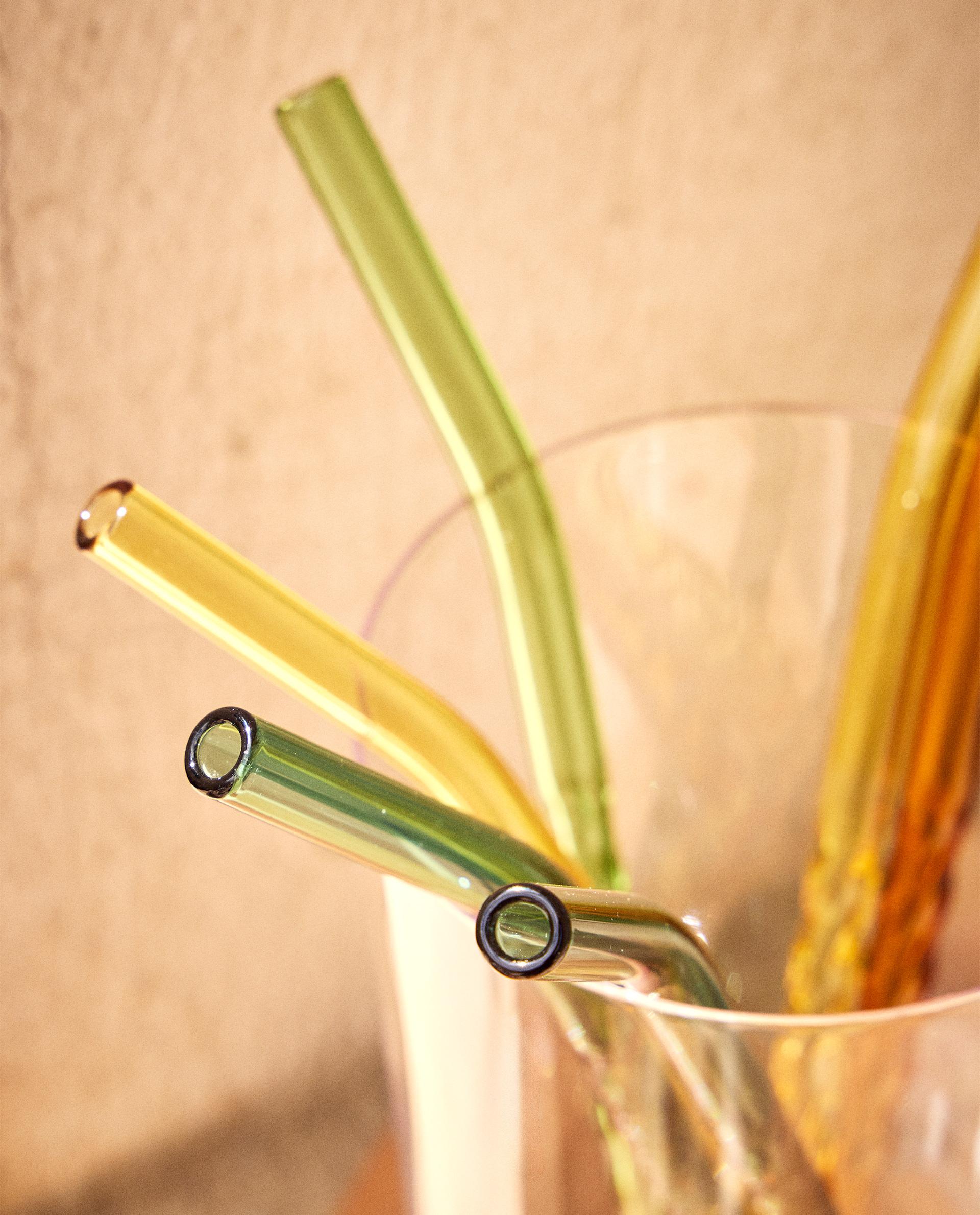 COLOURED BOROSILICATE GLASS STRAW PACK (PACK OF 6)
