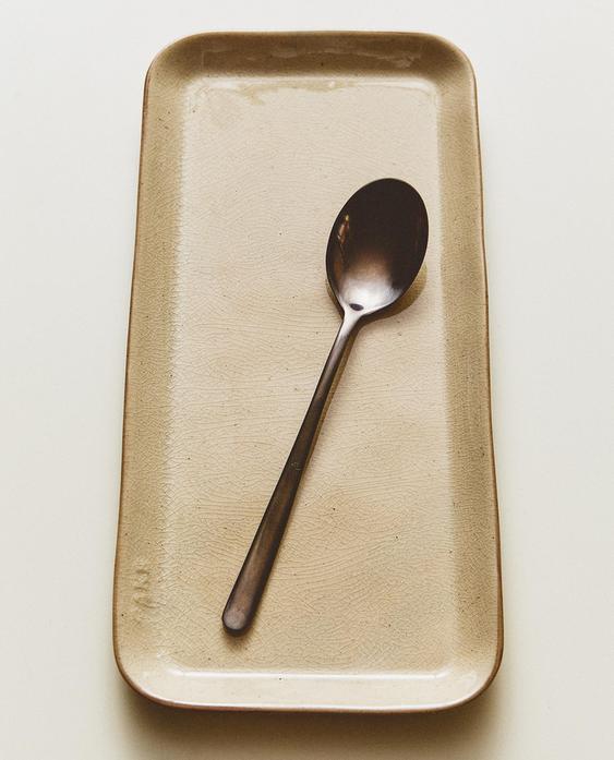 SMALL RECTANGULAR STONEWARE TRAY