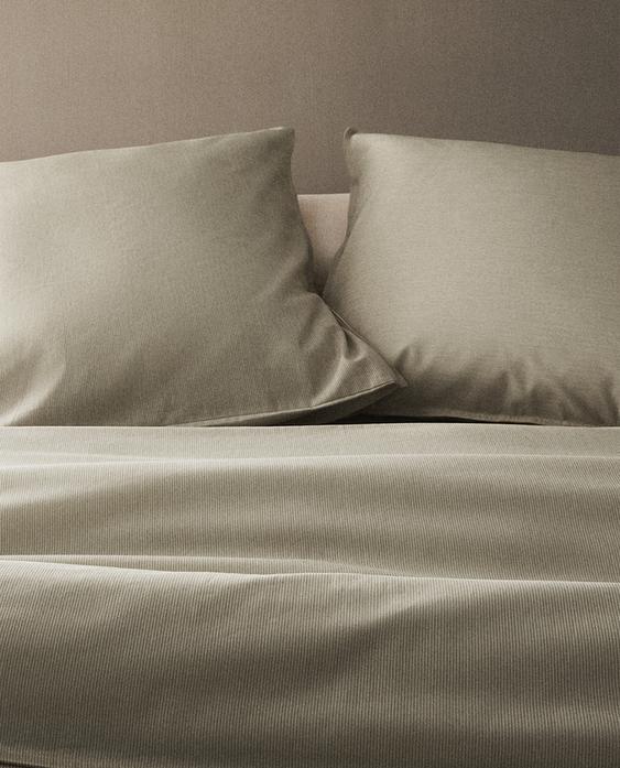 REVERSIBLE STRIPED DUVET COVER