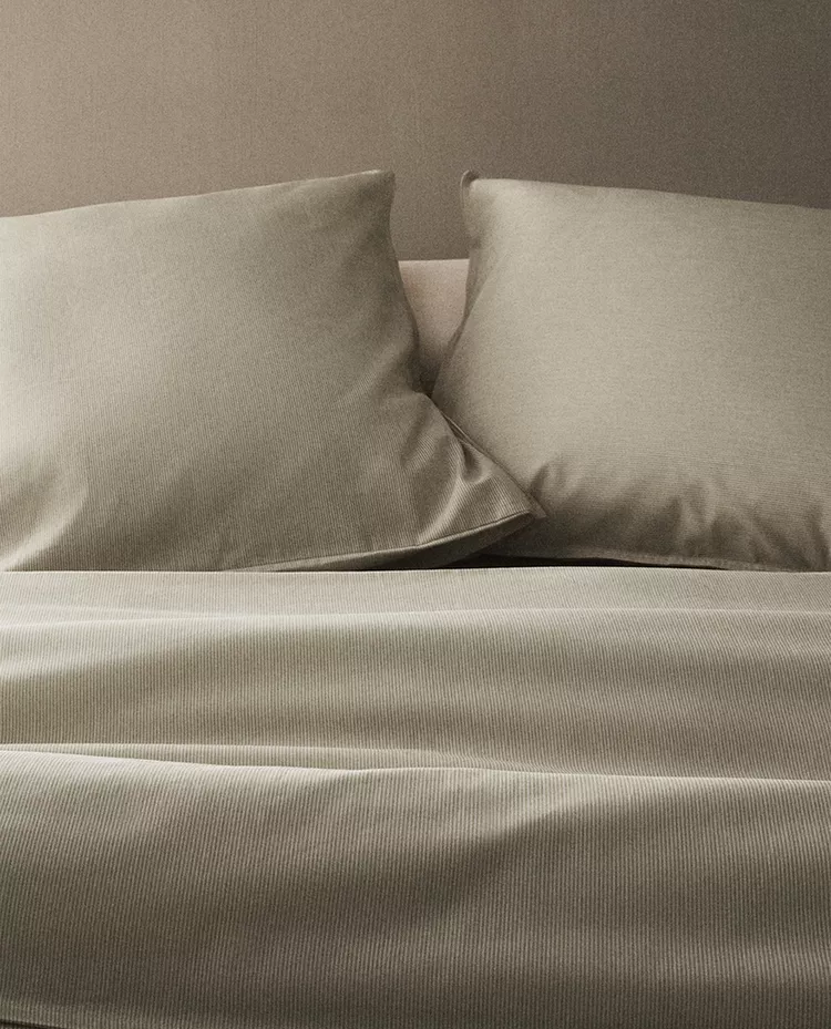 REVERSIBLE STRIPED DUVET COVER REVERSIBLE STRIPED DUVET COVER