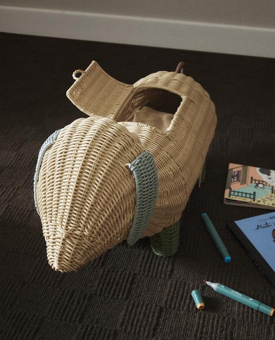 KIDS' DOG BASKET