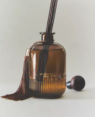(480 ML) MAJESTIC OUD REED DIFFUSERS