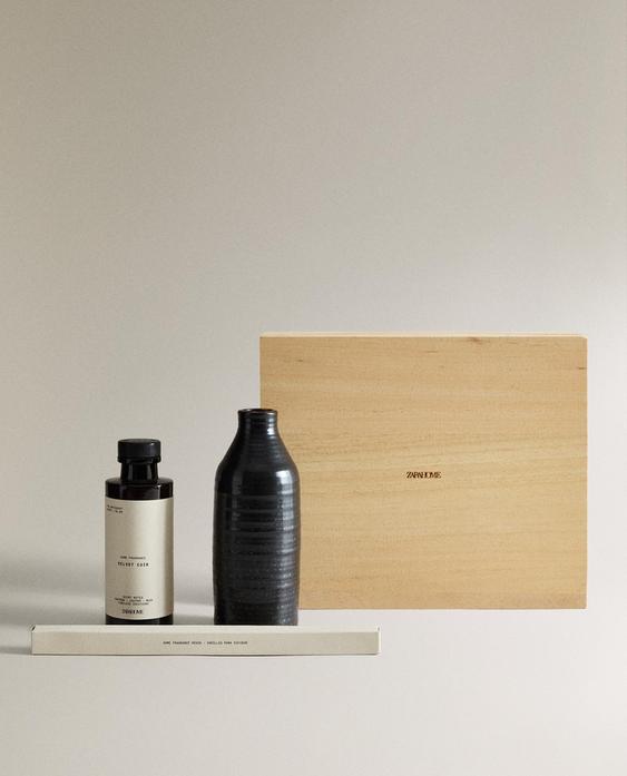 (120 ML) VELVET CUIR REED DIFFUSER AND CERAMIC CONTAINER (120 ML) VELVET CUIR REED DIFFUSER AND CERAMIC CONTAINER
