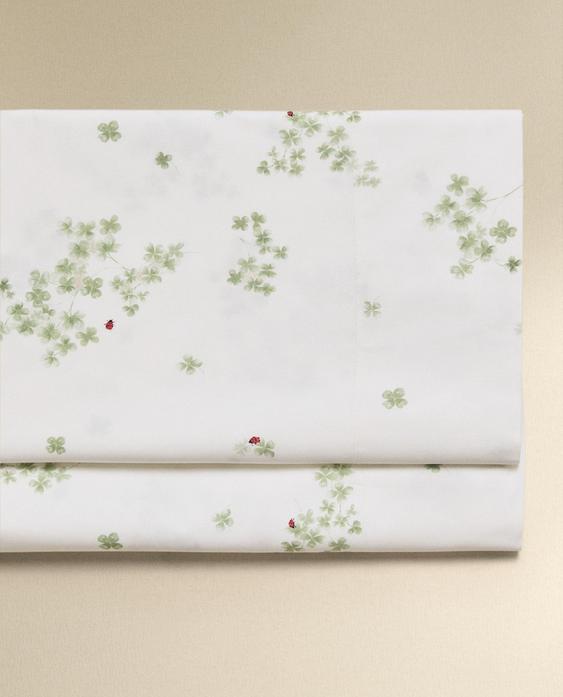 CLOVER AND LADYBIRD COTTON FLAT SHEET CLOVER AND LADYBIRD COTTON FLAT SHEET