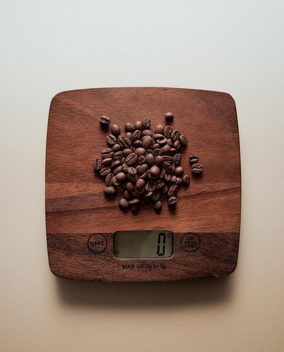 WOODEN KITCHEN SCALE WOODEN KITCHEN SCALE