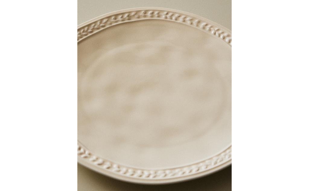 浮雕炻瓷甜点盘