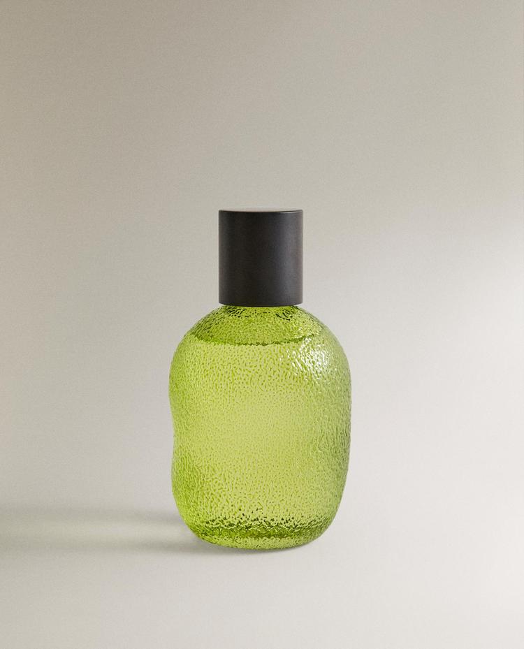 (190 ML) BERGAMOT & SANDALWOOD FABRIC FRESHENER SPRAY