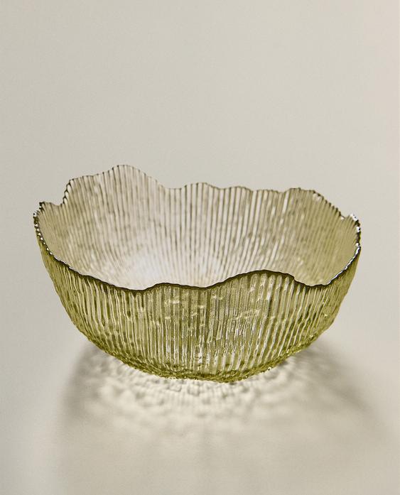 GLASS SALAD BOWL WITH RAISED DETAIL