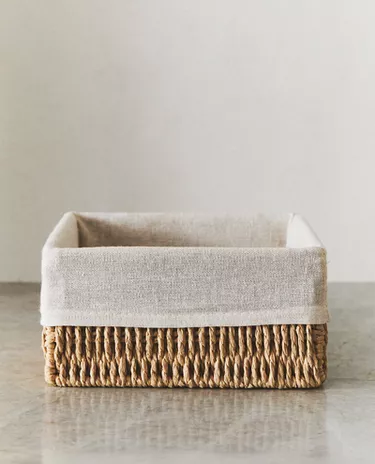 SQUARE BASKET WITH COTTON LINING SQUARE BASKET WITH COTTON LINING