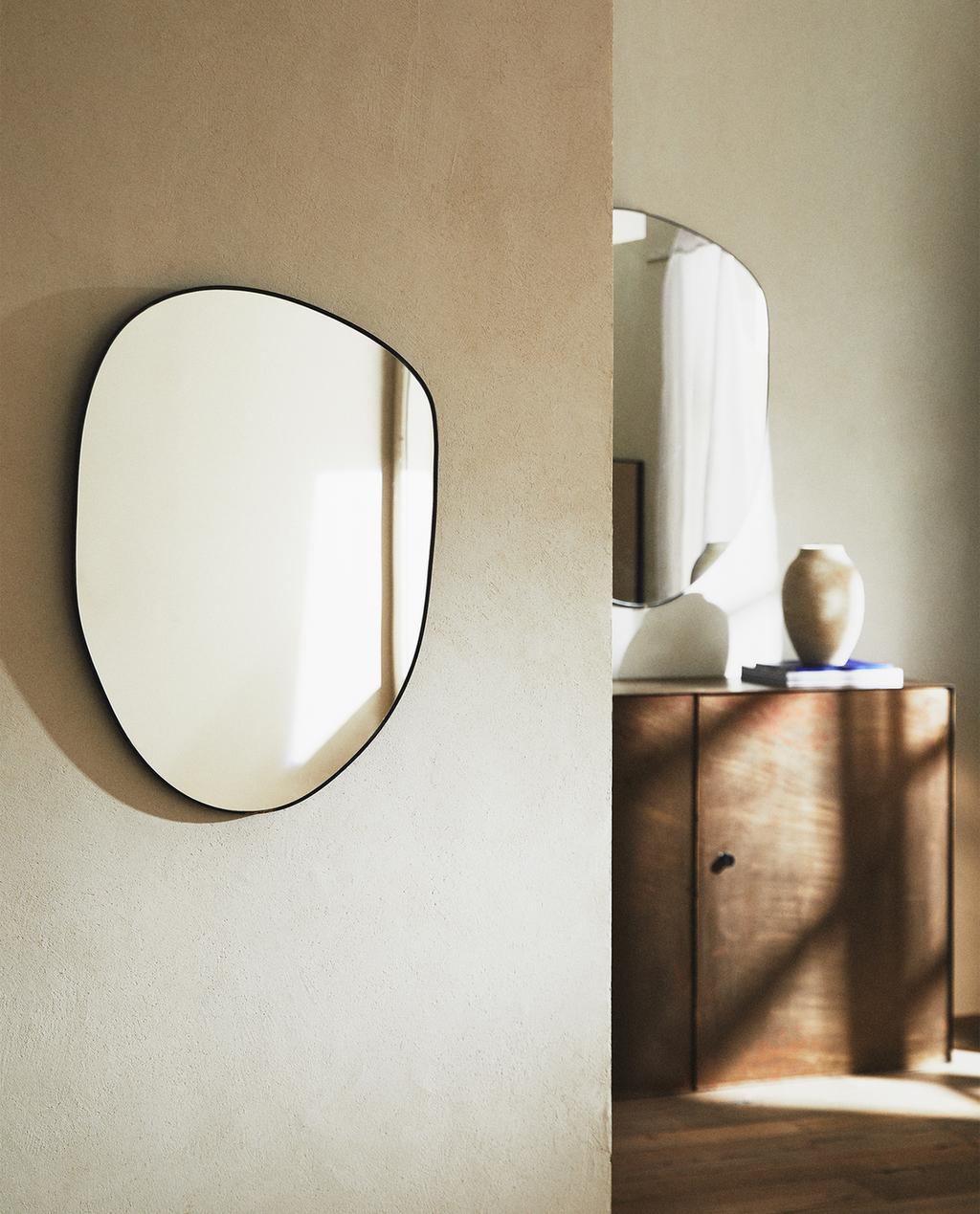 SMALL ASYMMETRIC WALL MIRROR