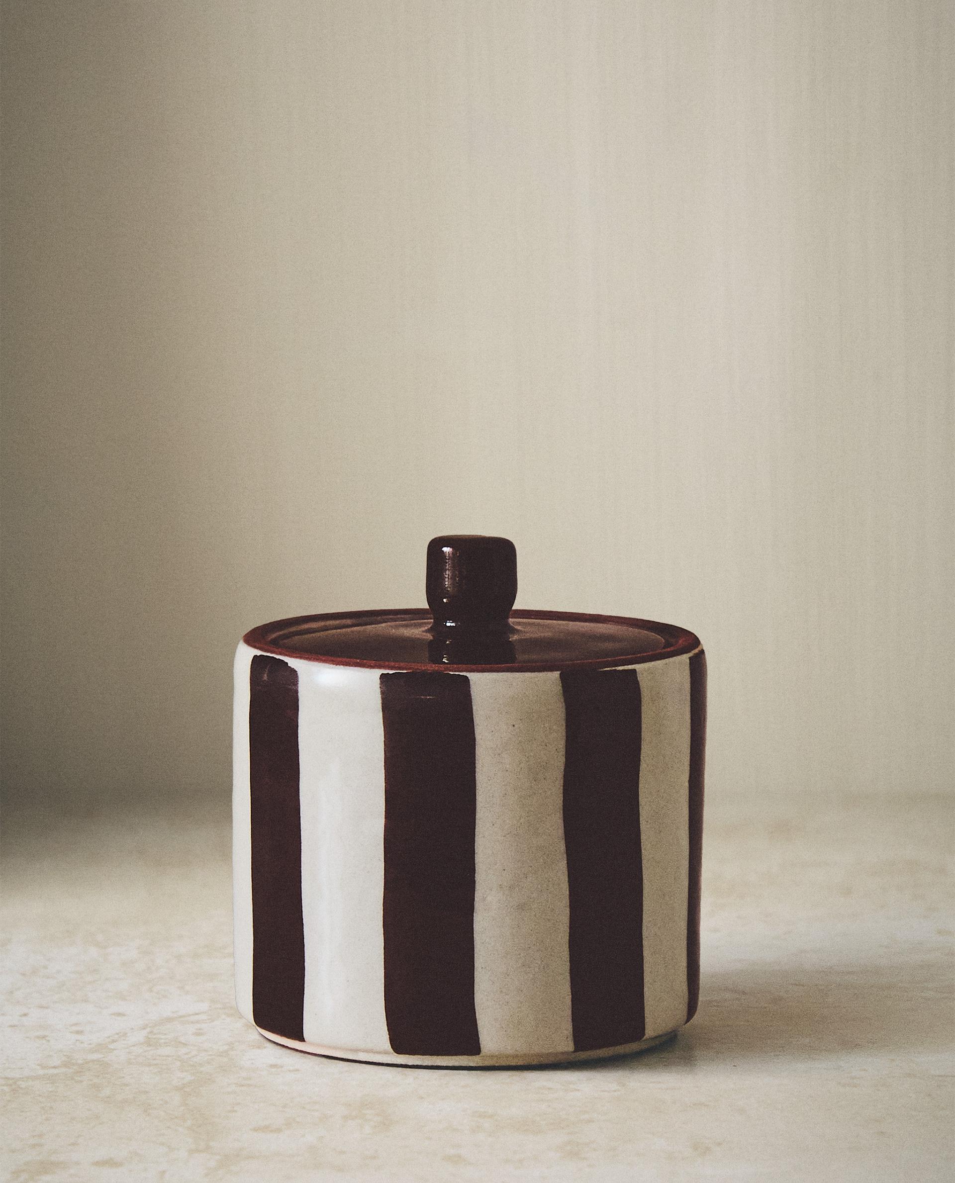 STRIPED BROWN BATHROOM JAR STRIPED BROWN BATHROOM JAR