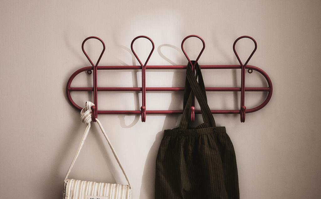 儿童铁艺挂衣架