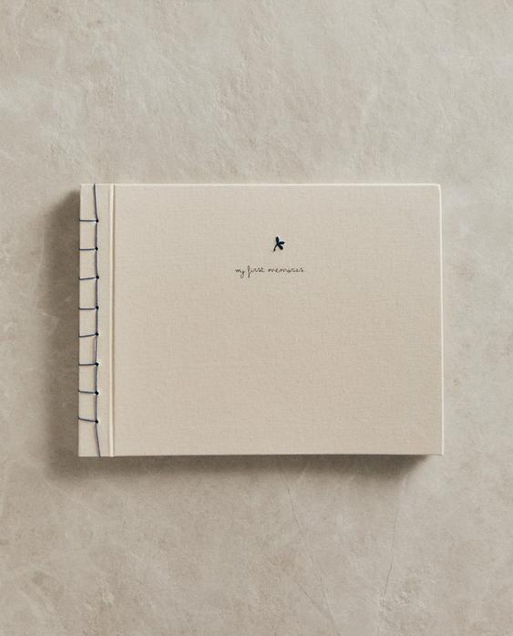 婴儿相册“MY FIRST MEMORIES”