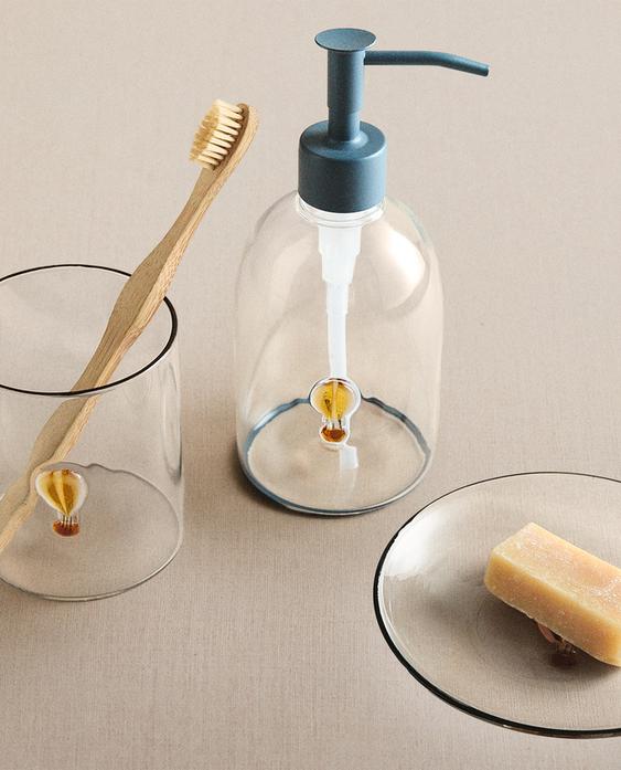 KIDS’ BALLOON BATHROOM SET