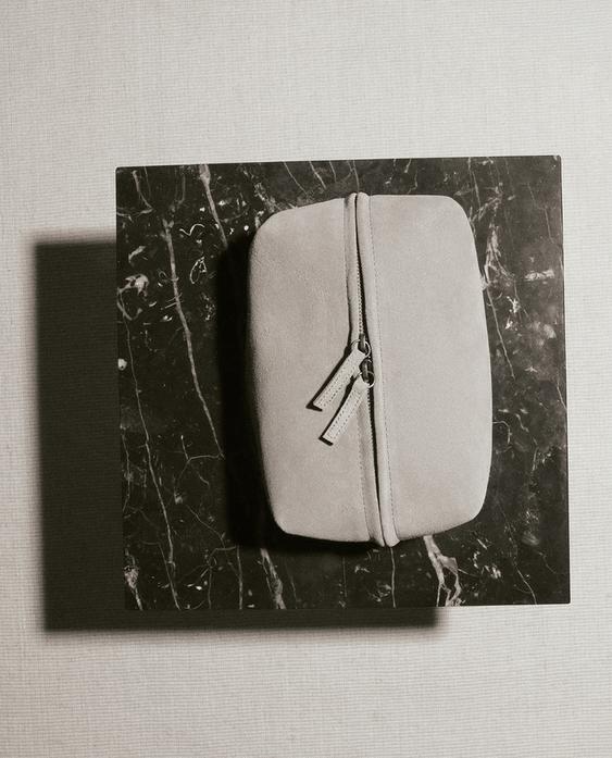 MEDIUM SPLIT LEATHER WASH BAG MEDIUM SPLIT LEATHER WASH BAG