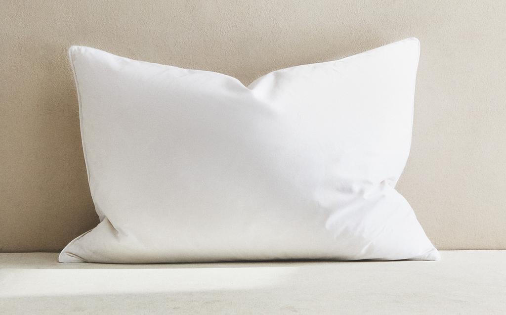 FEATHER PILLOW