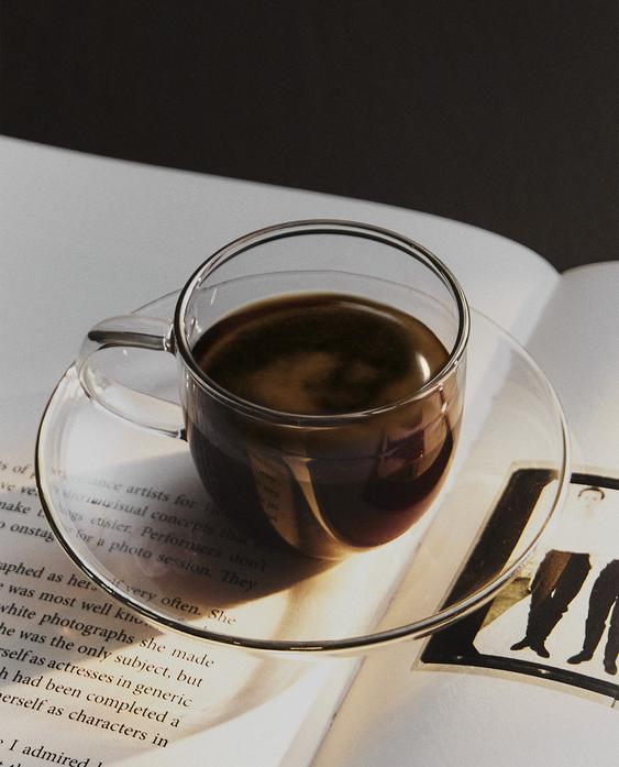 银边硼硅玻璃茶杯和杯碟