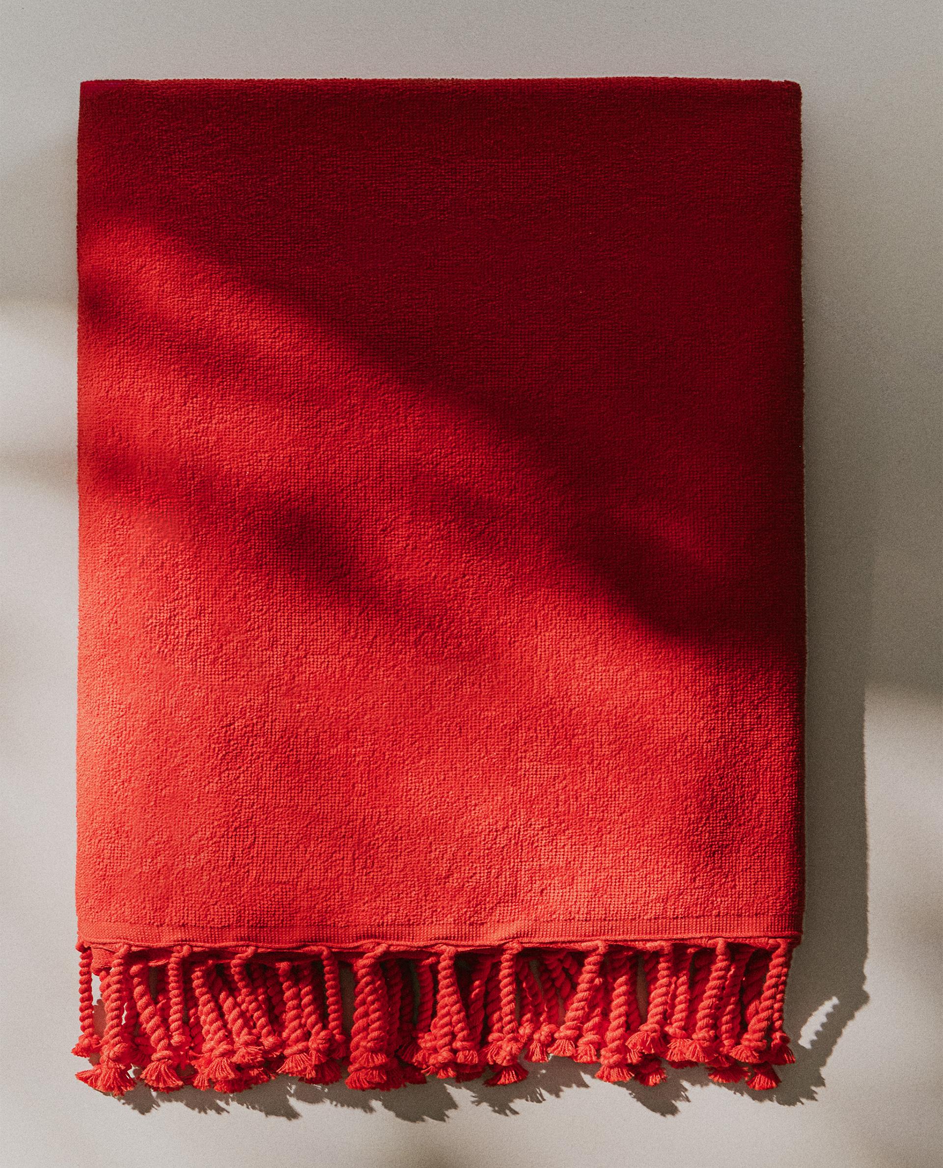 FRINGED COTTON BEACH TOWEL FRINGED COTTON BEACH TOWEL