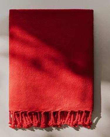 FRINGED COTTON BEACH TOWEL