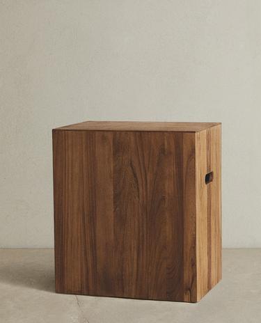 WOODEN CUBE SIDE TABLE