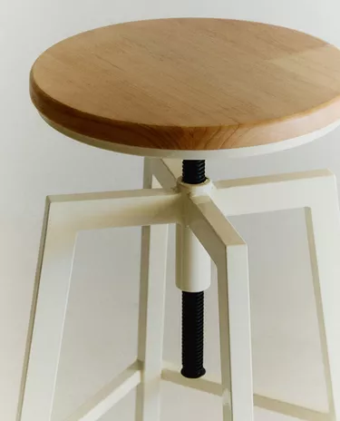 WOOD AND METAL SWIVEL BAR STOOL