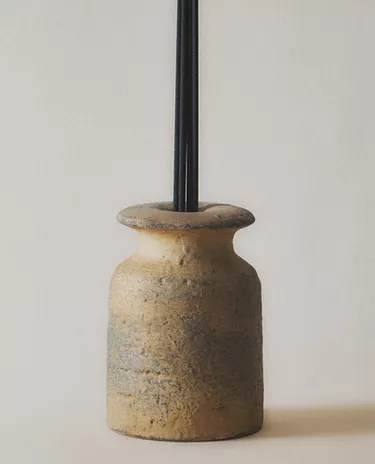 DECORATIVE VANILLA CERAMIC REED DIFFUSER COVER
