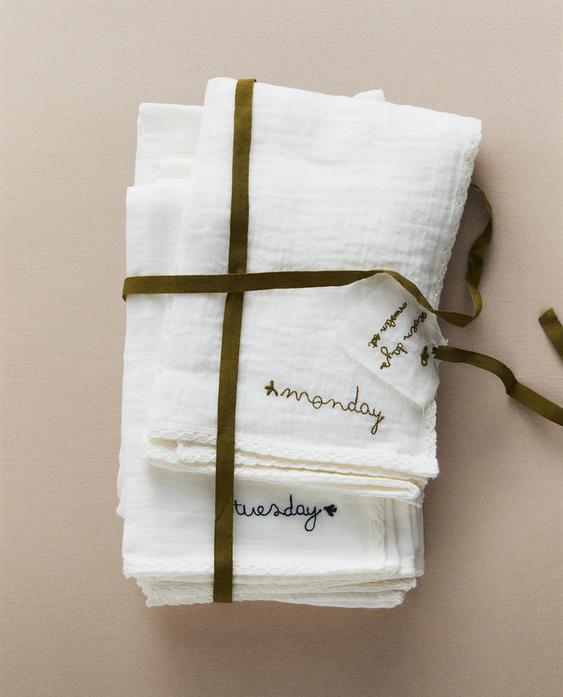 婴儿平纹细布（7 件套装）