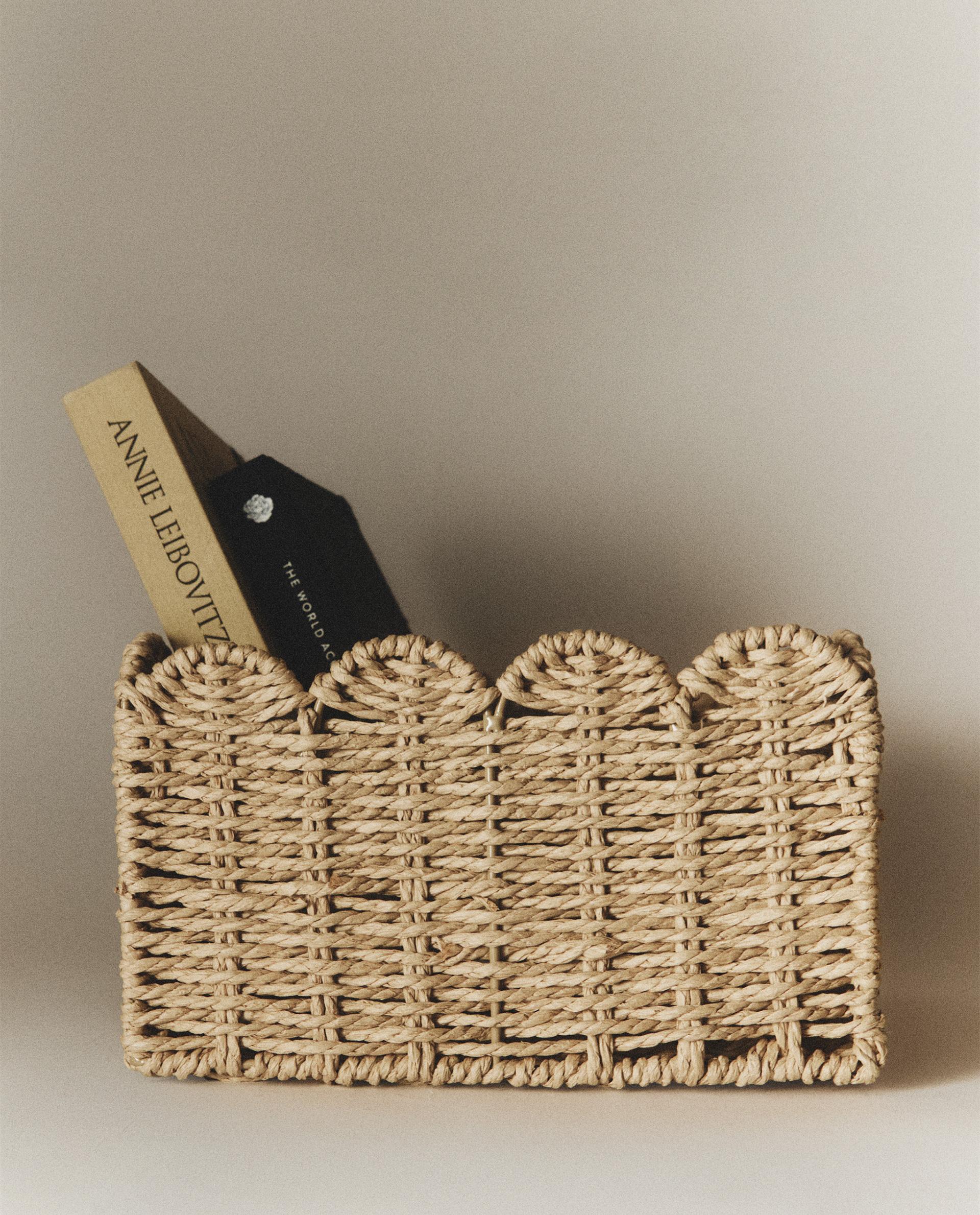 MEDIUM SCALLOPED BASKET MEDIUM SCALLOPED BASKET