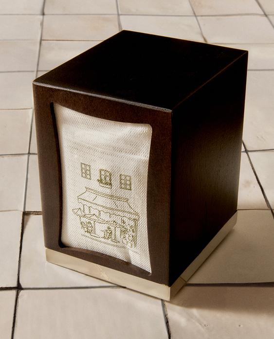 COFFEE NAPKIN HOLDER AND NAPKIN SET