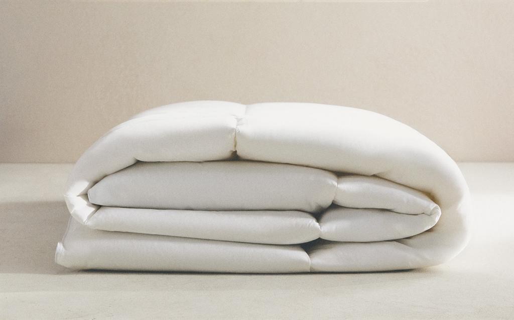 羽毛触感被子填充物（300 克/平方米）