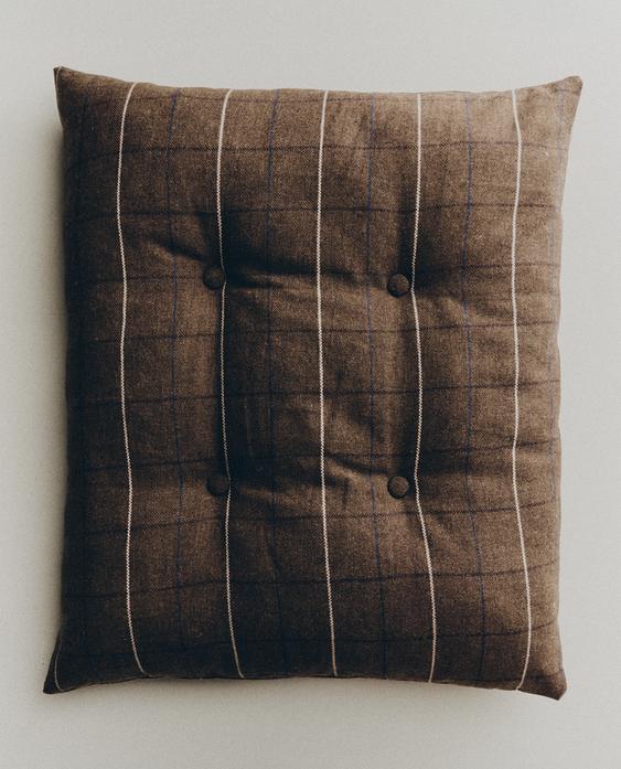 REMOVABLE PET FLOOR CUSHION REMOVABLE PET FLOOR CUSHION