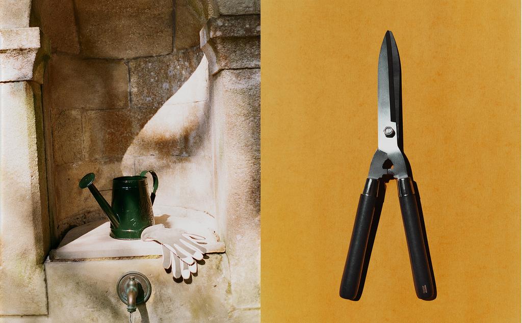 GARDEN WATERING CAN AND SCISSORS