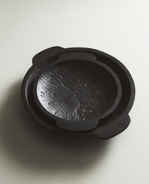 TEXTURED METAL TRAY TEXTURED METAL TRAY